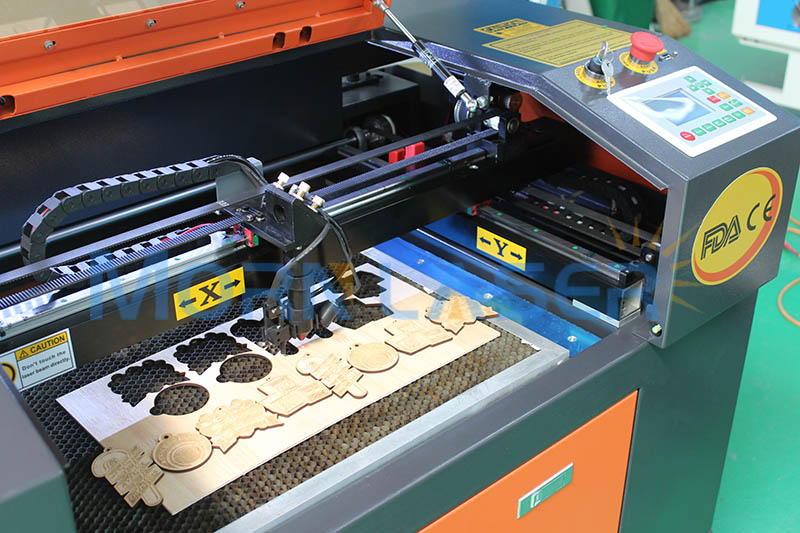 laser cutting machine
