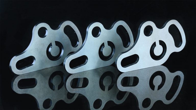 3-Laser-cut-thin-CS
